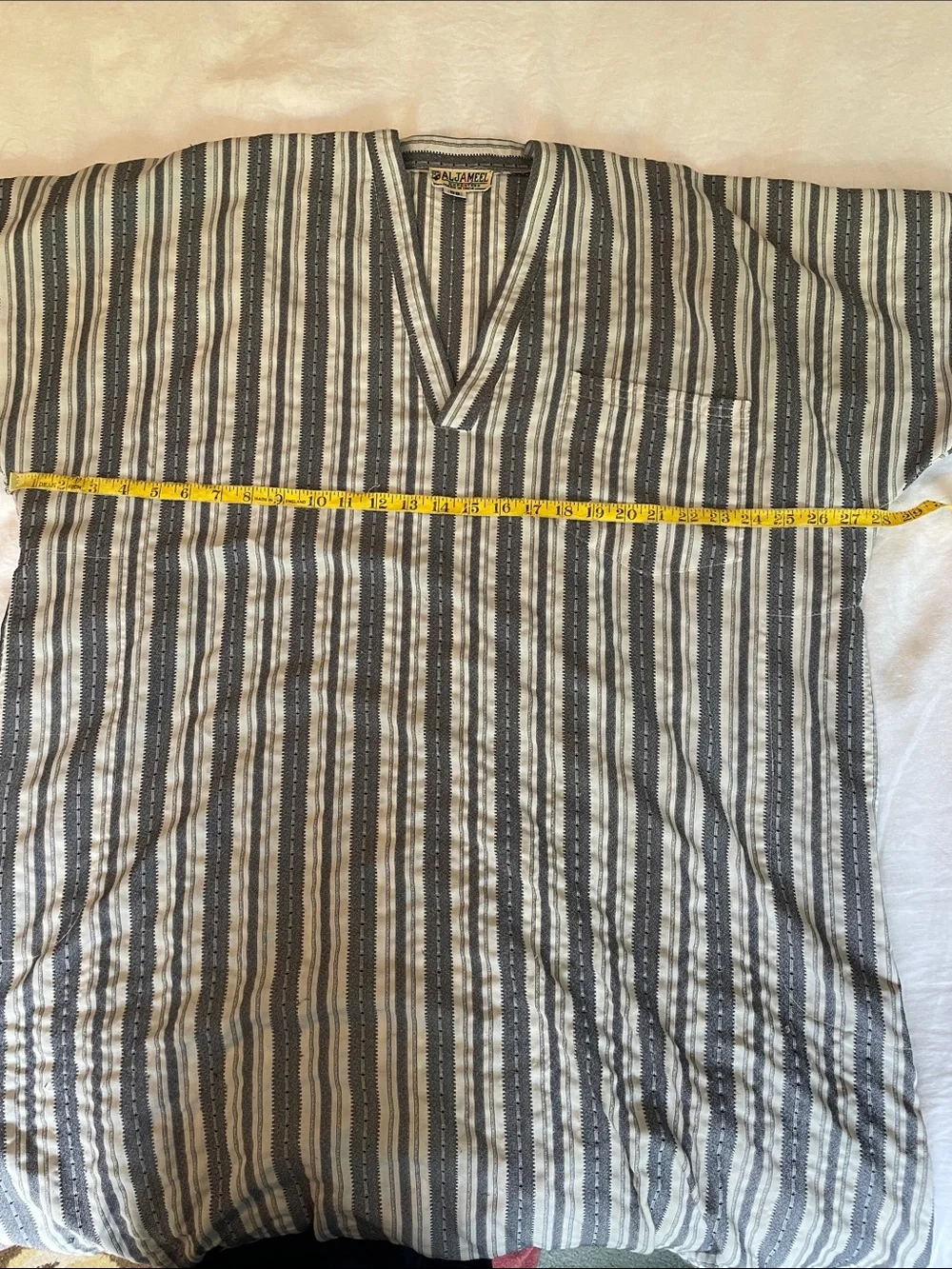 Striped V-Neck Kaftan - Picture 3 of 8